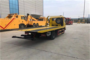 南部非事故拖车