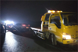 南部24小时车辆搭电联系电话