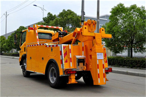 南部高速路拖车费